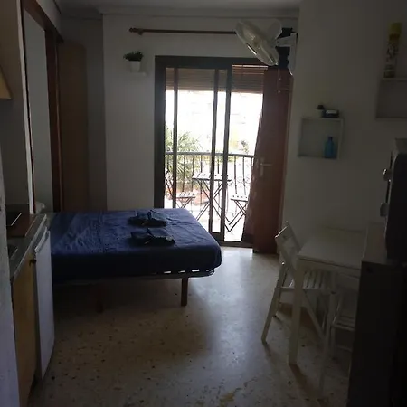 Estudio Capitan-piscina דירה *