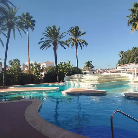 Estudio Capitan-piscina Apartment