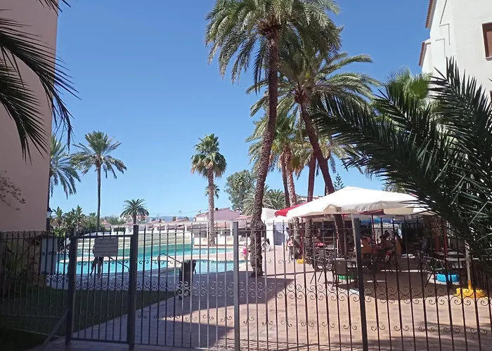 Estudio Capitan-piscina * Dénia